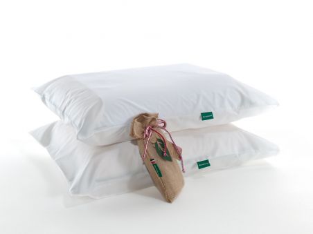 Couleur - Blanc, Format - La paire 50x70 Les taies d'oreillers Le Matelas Vert sont composées à 100% de coton biologique certifié GOTS issue de la région égéenne.