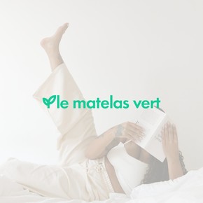 "Le lit découvre tous les secrets." - Voltaire.
Car c'est là que nous nous montrons le plus vulnérable et que nous nous ressourçons. Vive notre lit.
.
.
#matelas #zen #lit #chambre #méditation #repos #dormir #literie #france #madeinfrance